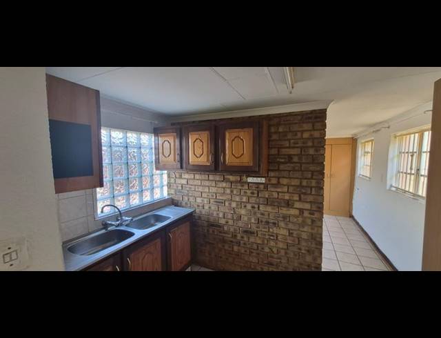 3 BEDROOM HOUSE FOR SALE IN RANDHART